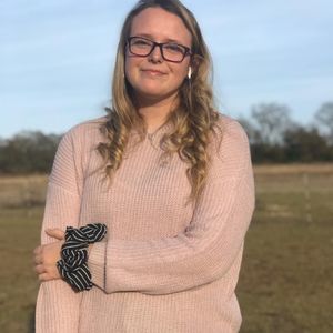 Meet your Posher, Tezzie